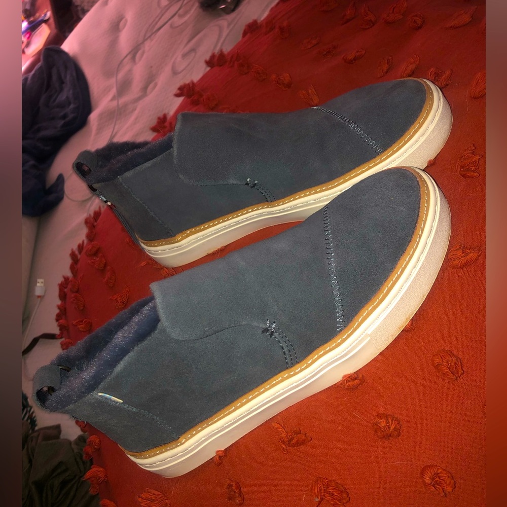 Gray 6.5 Tom boot sneakers